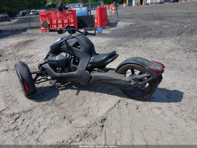 Can-Am Ryker 2021 3JB2FEF20MJ000780 Image 3