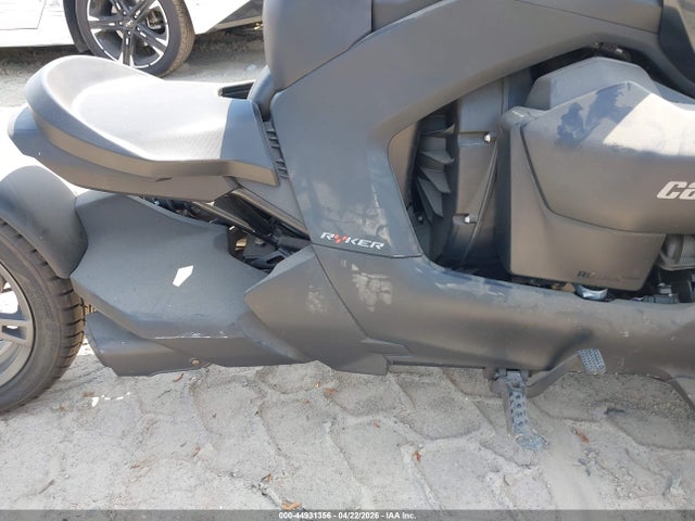 Can-Am Ryker 2021 3JB2FEF20MJ000780 Image 8