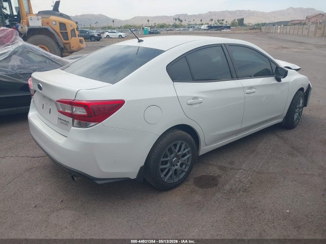 4S3GKAA60H1619379 Subaru Impreza 2.0i