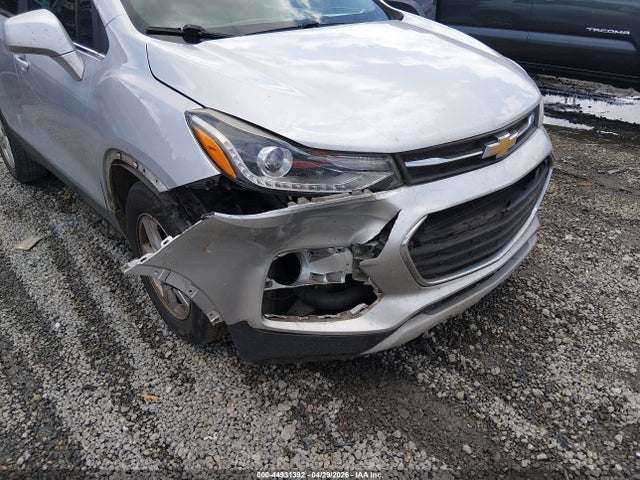 44931392 :رقم المزاد ، 3GNCJLSB1HL141000 vin ، 2017 Chevrolet Trax Lt مزاد بيع
