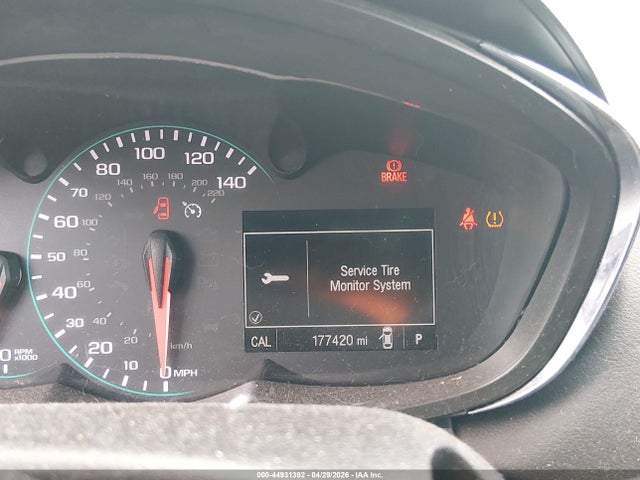 44931392 :رقم المزاد ، 3GNCJLSB1HL141000 vin ، 2017 Chevrolet Trax Lt مزاد بيع