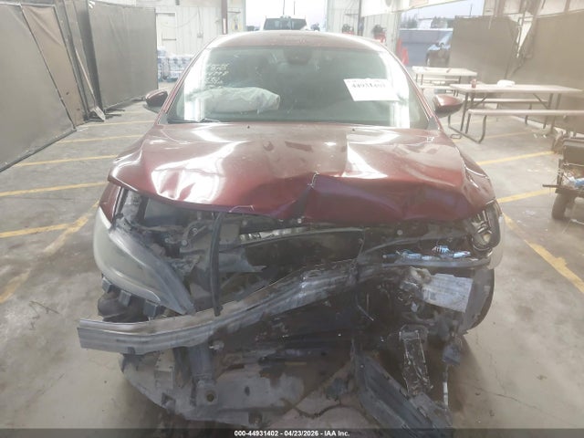 Продажа на аукционе авто 2015 Chrysler 200 Limited, vin: 1C3CCCAB1FN621690, номер лота: 44931402