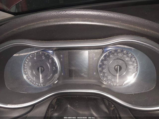 Продажа на аукционе авто 2015 Chrysler 200 Limited, vin: 1C3CCCAB1FN621690, номер лота: 44931402