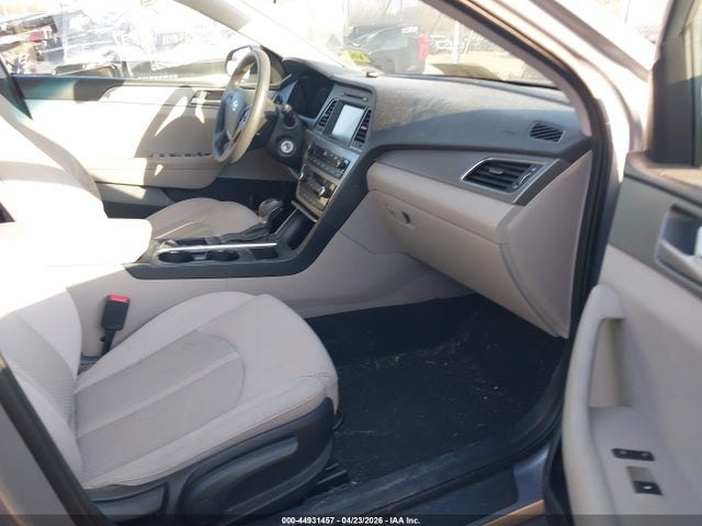 44931457 :رقم المزاد ، 5NPE24AF6GH302142 vin ، 2016 Hyundai Sonata Se مزاد بيع