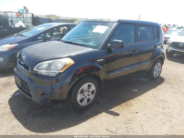 2013 Kia Soul მანქანა იყიდება აუქციონზე, vin: KNDJT2A59D7633739, აუქციონის ნომერი: 44931484