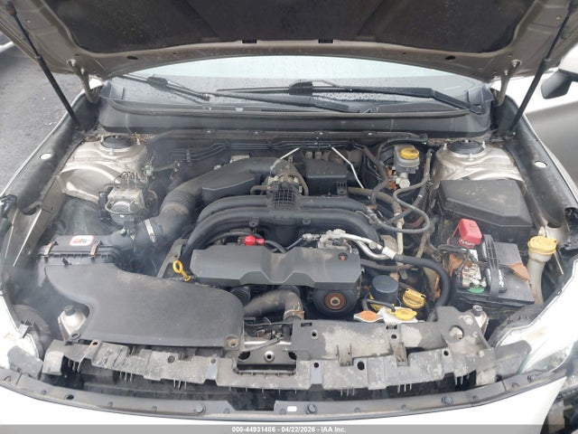 44931486 :رقم المزاد ، 4S3BNAC6XF3024104 vin ، 2015 Subaru Legacy 2.5i Premium مزاد بيع