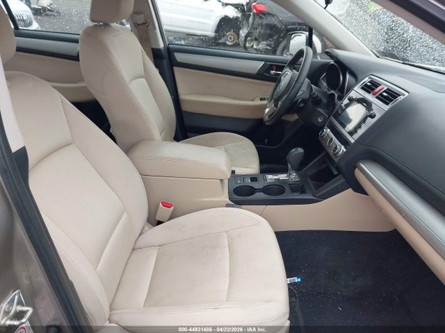 44931486 :رقم المزاد ، 4S3BNAC6XF3024104 vin ، 2015 Subaru Legacy 2.5i Premium مزاد بيع