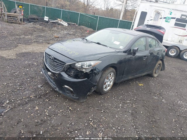 44931489 :رقم المزاد ، 3MZBM1U79FM179796 vin ، 2015 Mazda Mazda3 I Sport مزاد بيع