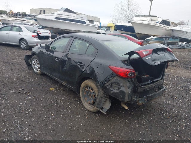 44931489 :رقم المزاد ، 3MZBM1U79FM179796 vin ، 2015 Mazda Mazda3 I Sport مزاد بيع