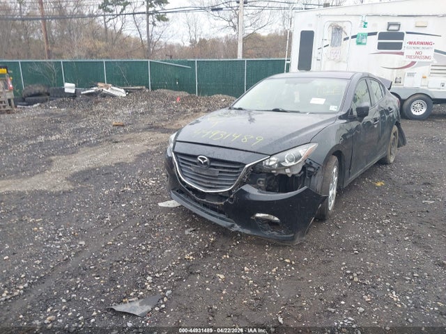 44931489 :رقم المزاد ، 3MZBM1U79FM179796 vin ، 2015 Mazda Mazda3 I Sport مزاد بيع