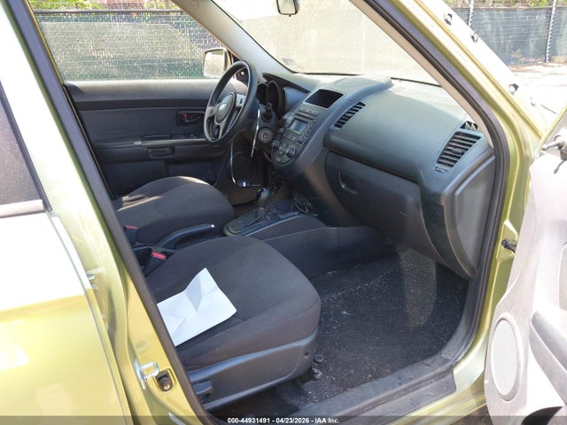 44931491 :رقم المزاد ، KNDJT2A55C7443371 vin ، 2012 Kia Soul مزاد بيع