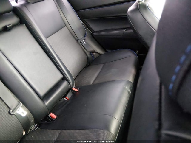 2T1BURHE6KC183270 Toyota COROLLA SE