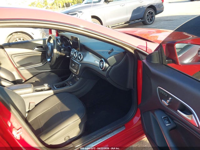 Продажа на аукционе авто 2017 Mercedes-benz Cla 250, vin: WDDSJ4EB5HN443837, номер лота: 44931572