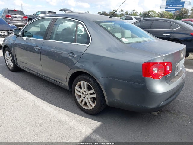 44931583 :رقم المزاد ، 3VWEG71K57M190957 vin ، 2007 Volkswagen Jetta Wolfsburg Edition مزاد بيع