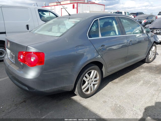44931583 :رقم المزاد ، 3VWEG71K57M190957 vin ، 2007 Volkswagen Jetta Wolfsburg Edition مزاد بيع