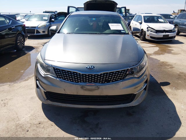 2018 Kia Optima Ex მანქანა იყიდება აუქციონზე, vin: 5XXGU4L32JG199942, აუქციონის ნომერი: 44931603