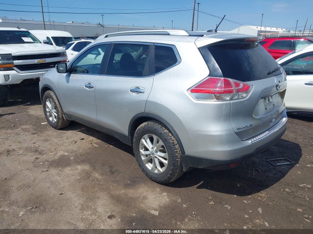 Продажа на аукционе авто 2015 Nissan Rogue Sv, vin: KNMAT2MV5FP556687, номер лота: 44931615