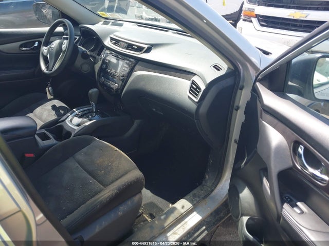 Продажа на аукционе авто 2015 Nissan Rogue Sv, vin: KNMAT2MV5FP556687, номер лота: 44931615