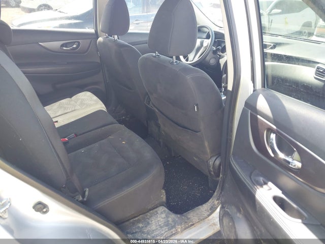 Продажа на аукционе авто 2015 Nissan Rogue Sv, vin: KNMAT2MV5FP556687, номер лота: 44931615