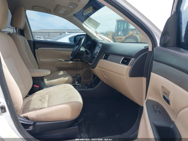 Продаж на аукціоні авто 2016 Mitsubishi Outlander Se, vin: JA4AD3A34GZ016379, номер лоту: 44931623