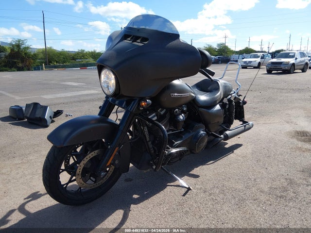 Harley-Davidson FLHXS 2020 1HD1KRP19LB674494 Image 2