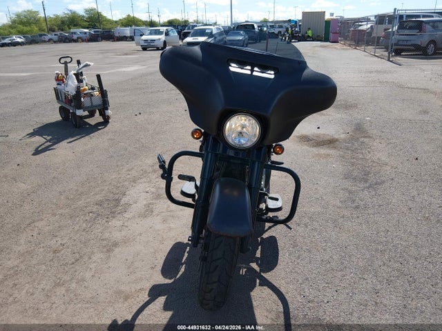 Harley-Davidson FLHXS 2020 1HD1KRP19LB674494 Image 5