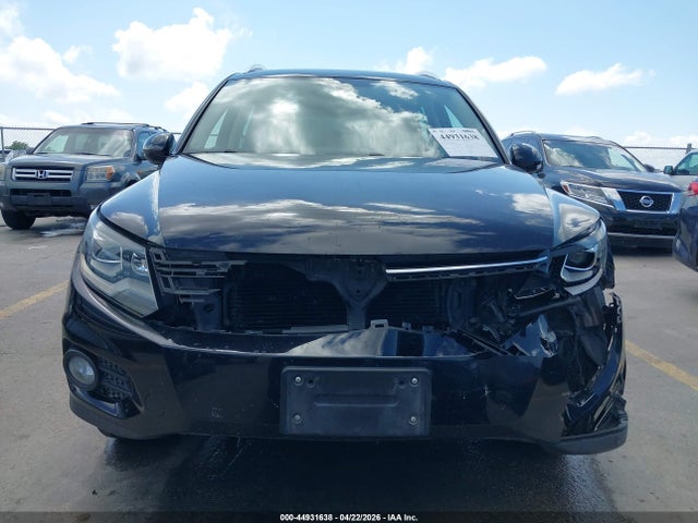 2016 Volkswagen Tiguan Se მანქანა იყიდება აუქციონზე, vin: WVGAV7AX0GW598071, აუქციონის ნომერი: 44931638