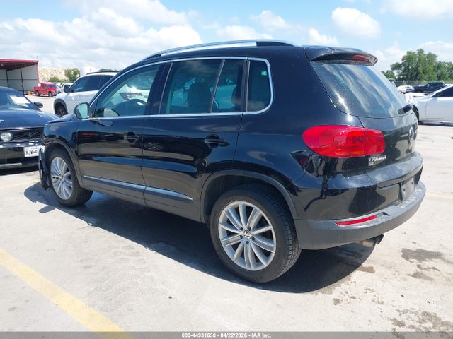 2016 Volkswagen Tiguan Se მანქანა იყიდება აუქციონზე, vin: WVGAV7AX0GW598071, აუქციონის ნომერი: 44931638