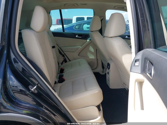 2016 Volkswagen Tiguan Se მანქანა იყიდება აუქციონზე, vin: WVGAV7AX0GW598071, აუქციონის ნომერი: 44931638