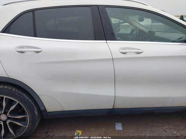 44931657 :رقم المزاد ، WDCTG4EB0GJ223373 vin ، 2016 Mercedes-benz Gla 250 مزاد بيع