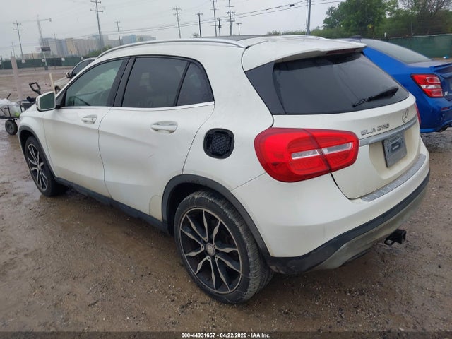 44931657 :رقم المزاد ، WDCTG4EB0GJ223373 vin ، 2016 Mercedes-benz Gla 250 مزاد بيع