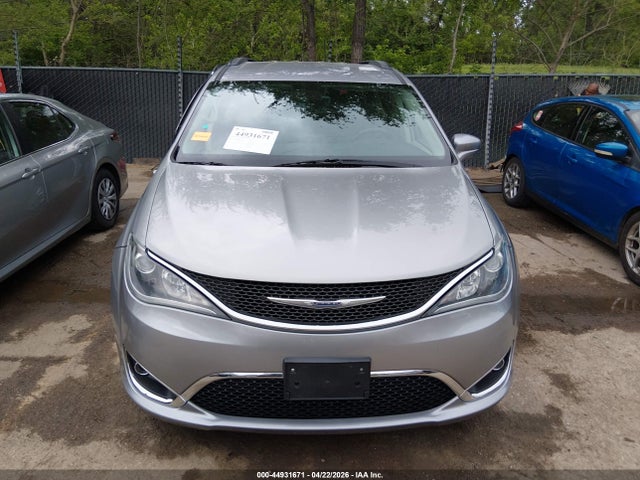 Aukcja sprzedaży 2017 Chrysler Pacifica Touring-l, vin: 2C4RC1BG0HR719944, numer aukcji: 44931671