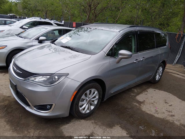 Aukcja sprzedaży 2017 Chrysler Pacifica Touring-l, vin: 2C4RC1BG0HR719944, numer aukcji: 44931671