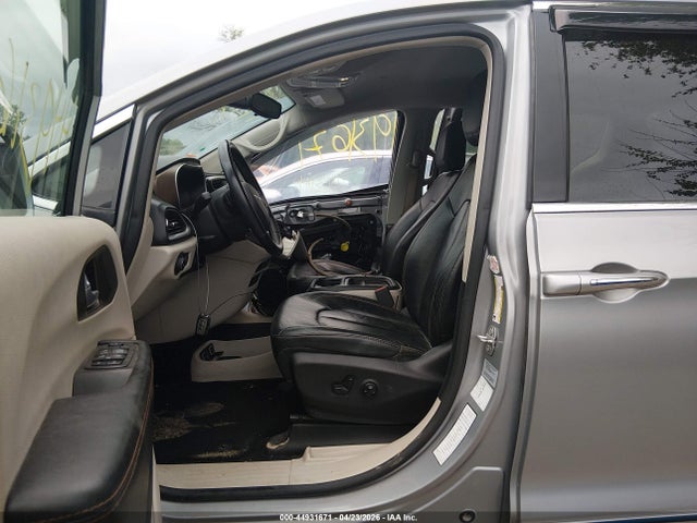 Aukcja sprzedaży 2017 Chrysler Pacifica Touring-l, vin: 2C4RC1BG0HR719944, numer aukcji: 44931671