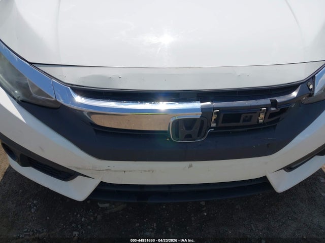 Продажа на аукционе авто 2018 Honda Civic Lx, vin: 19XFC2F66JE026233, номер лота: 44931690
