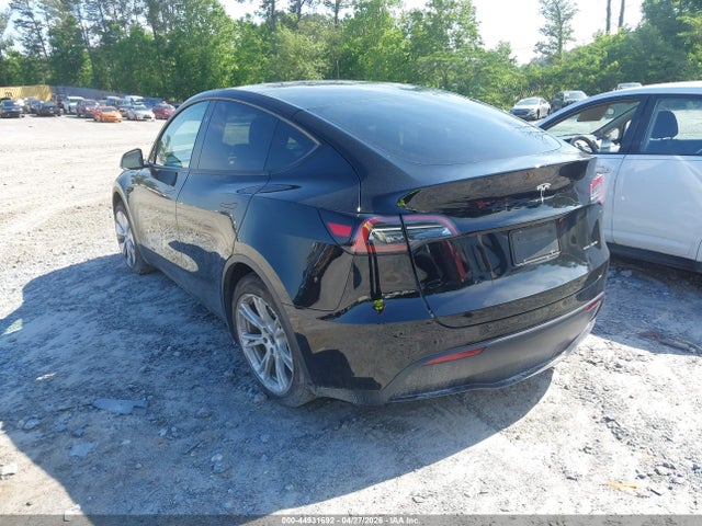 2023 Tesla Model Y მანქანა იყიდება აუქციონზე, vin: 7SAYGAEE2PF880108, აუქციონის ნომერი: 44931692