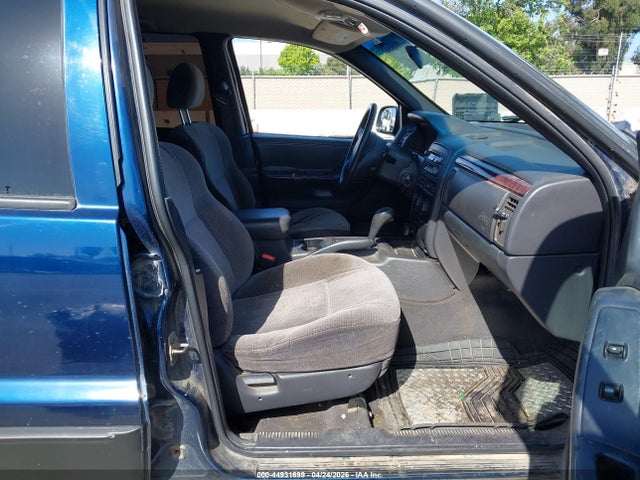 2000 Jeep Grand Cherokee Laredo მანქანა იყიდება აუქციონზე, vin: 1J4G248S9YC205567, აუქციონის ნომერი: 44931699