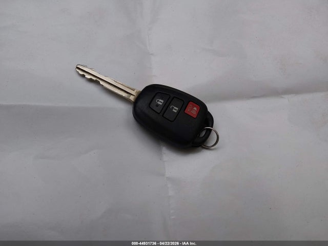 Aukcja sprzedaży 2015 Toyota Rav4 Xle, vin: JTMRFREV5FD174596, numer aukcji: 44931736