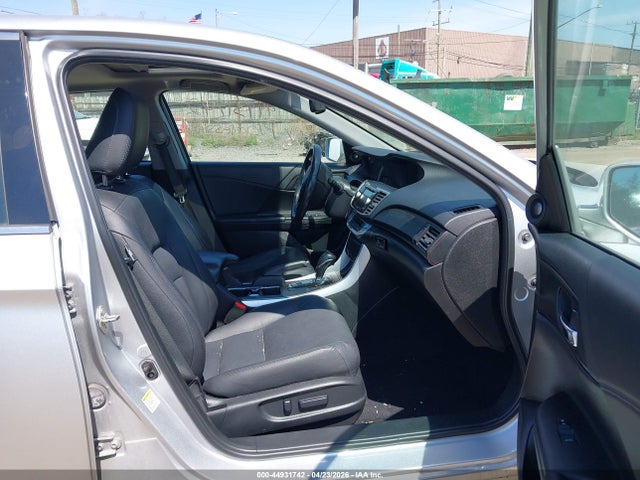 2015 Honda Accord Ex-l V-6 მანქანა იყიდება აუქციონზე, vin: 1HGCR3F80FA021291, აუქციონის ნომერი: 44931742