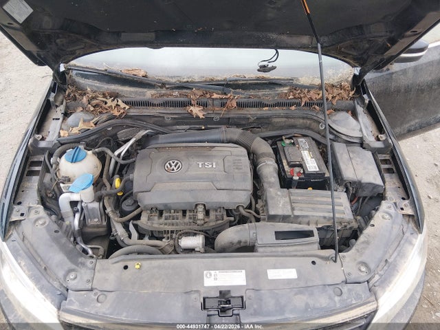 2014 Volkswagen Jetta 1.8t Se მანქანა იყიდება აუქციონზე, vin: 3VWD07AJ1EM354807, აუქციონის ნომერი: 44931747