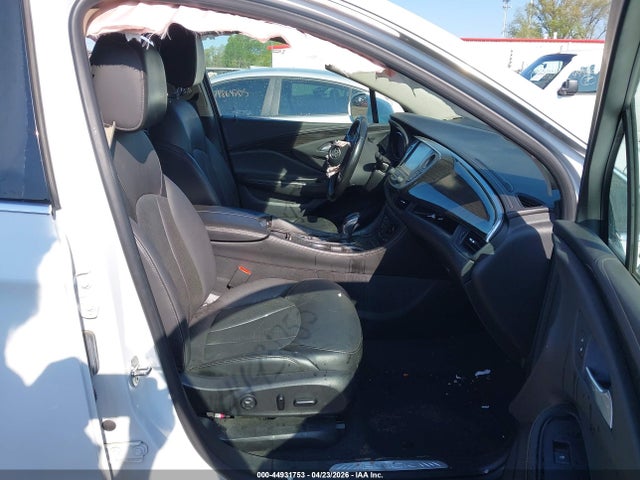 44931753 :رقم المزاد ، LRBFXBSA0HD120276 vin ، 2017 Buick Envision Essence مزاد بيع