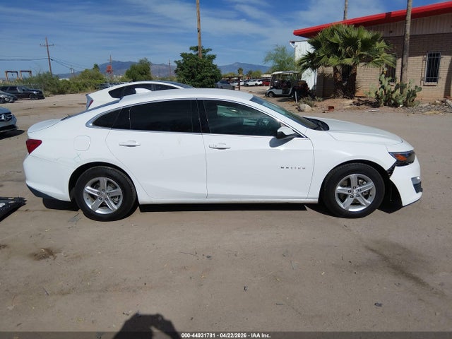 1G1ZD5ST7PF182666 Chevrolet Malibu Fwd 1lt