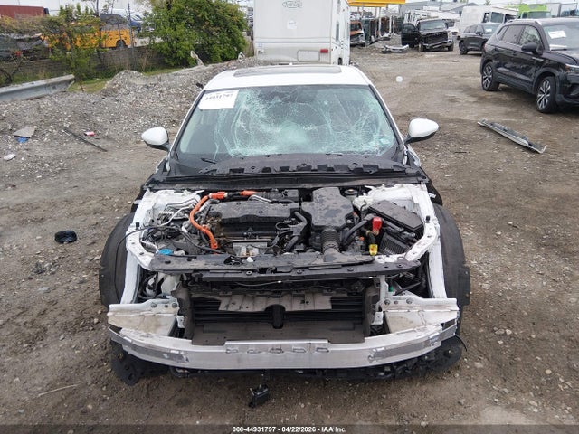 1HGCV3F96MA018641 Honda Accord Hybrid Touring