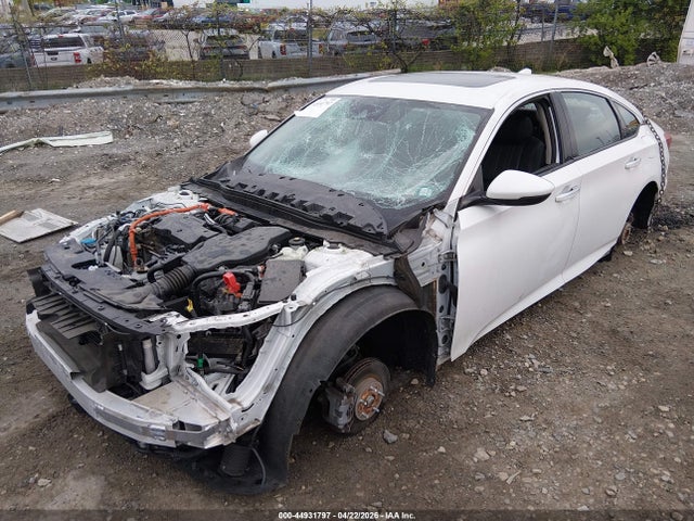 1HGCV3F96MA018641 Honda Accord Hybrid Touring