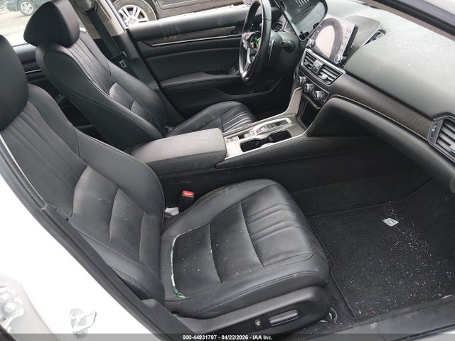 1HGCV3F96MA018641 Honda Accord Hybrid Touring