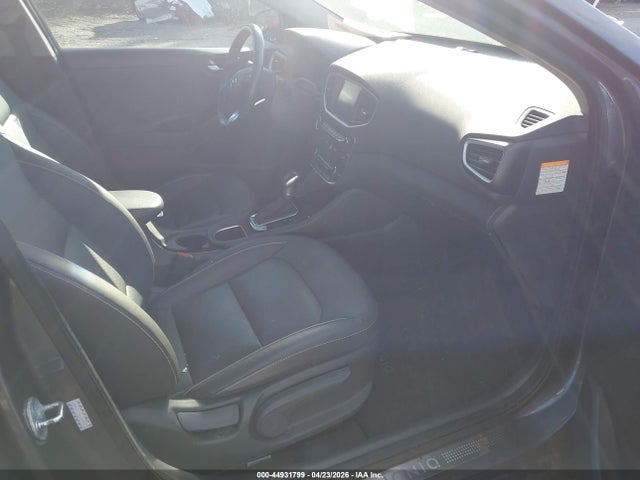 KMHC05LC3HU030450 Hyundai Ioniq Hybrid Limited