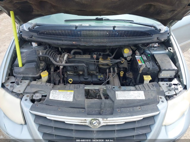 Продаж на аукціоні авто 2005 Chrysler Town & Country Touring, vin: 2C4GP54L15R393371, номер лоту: 44931810