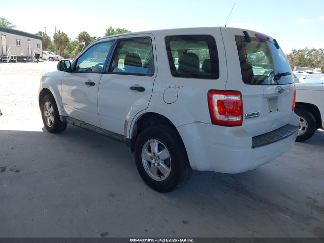 Продажа на аукционе авто 2011 Ford Escape Xls, vin: 1FMCU0C7XBKB60691, номер лота: 44931815