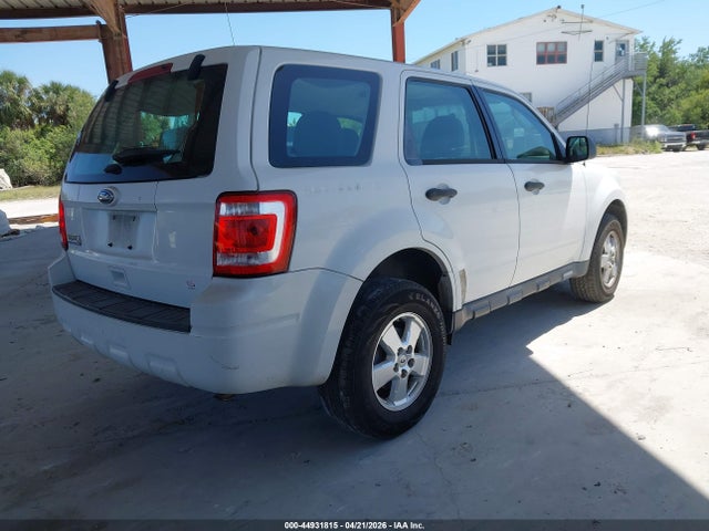 Продажа на аукционе авто 2011 Ford Escape Xls, vin: 1FMCU0C7XBKB60691, номер лота: 44931815
