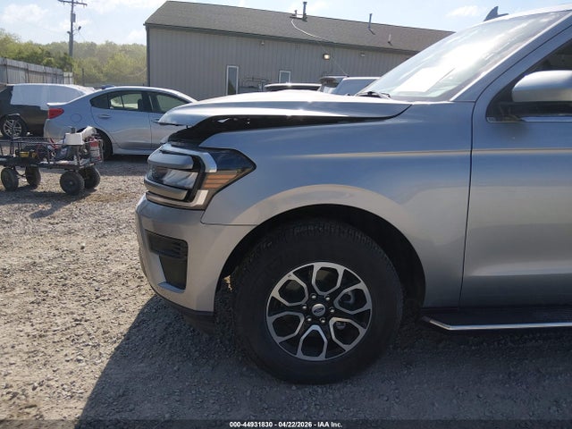2023 Ford Expedition Xlt მანქანა იყიდება აუქციონზე, vin: 1FMJU1J81PEA59411, აუქციონის ნომერი: 44931830